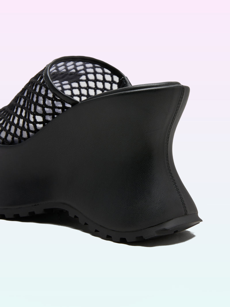 COCONA BLACK MESH