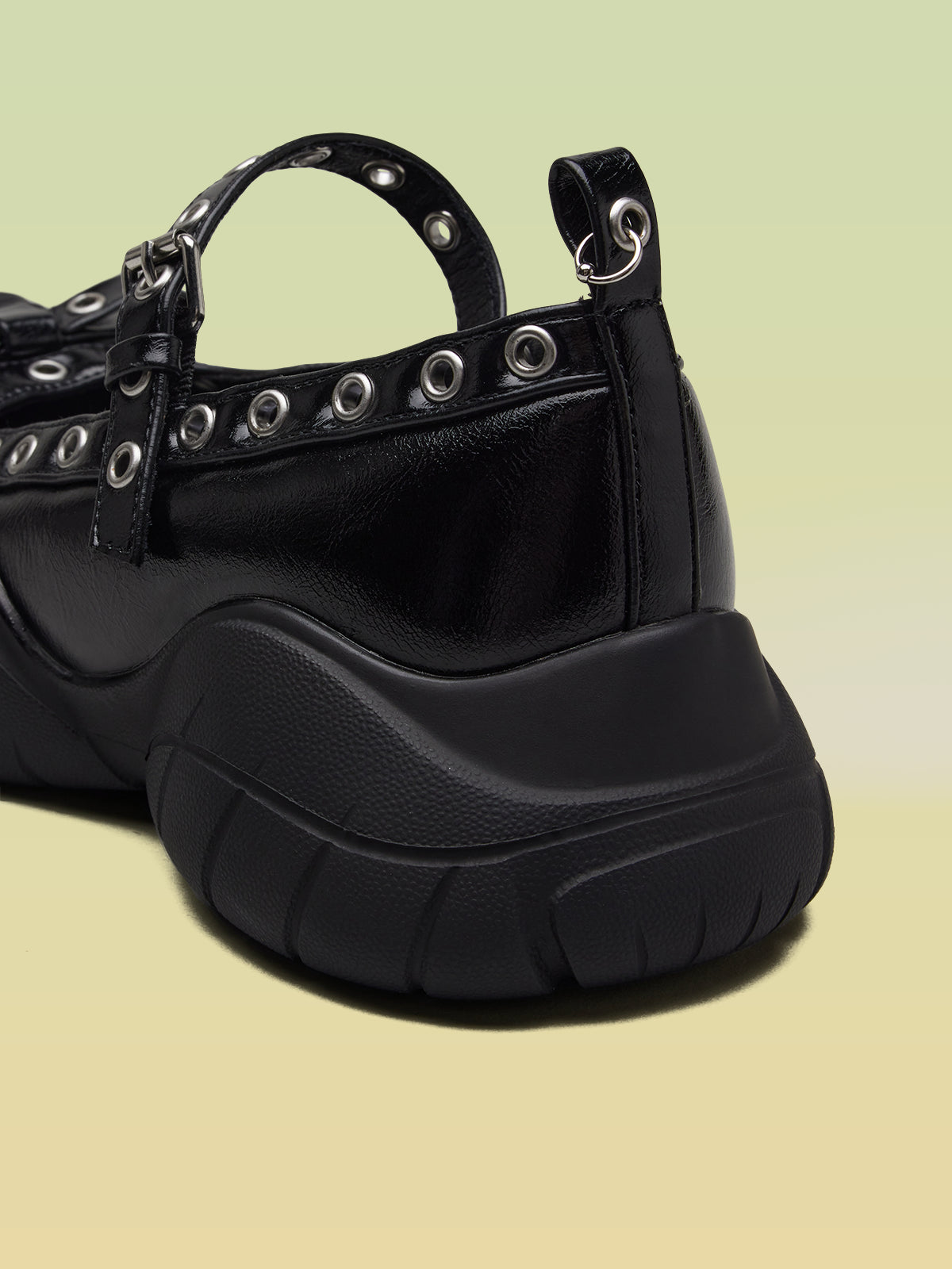 NEW ARRIVALS – WOOMII