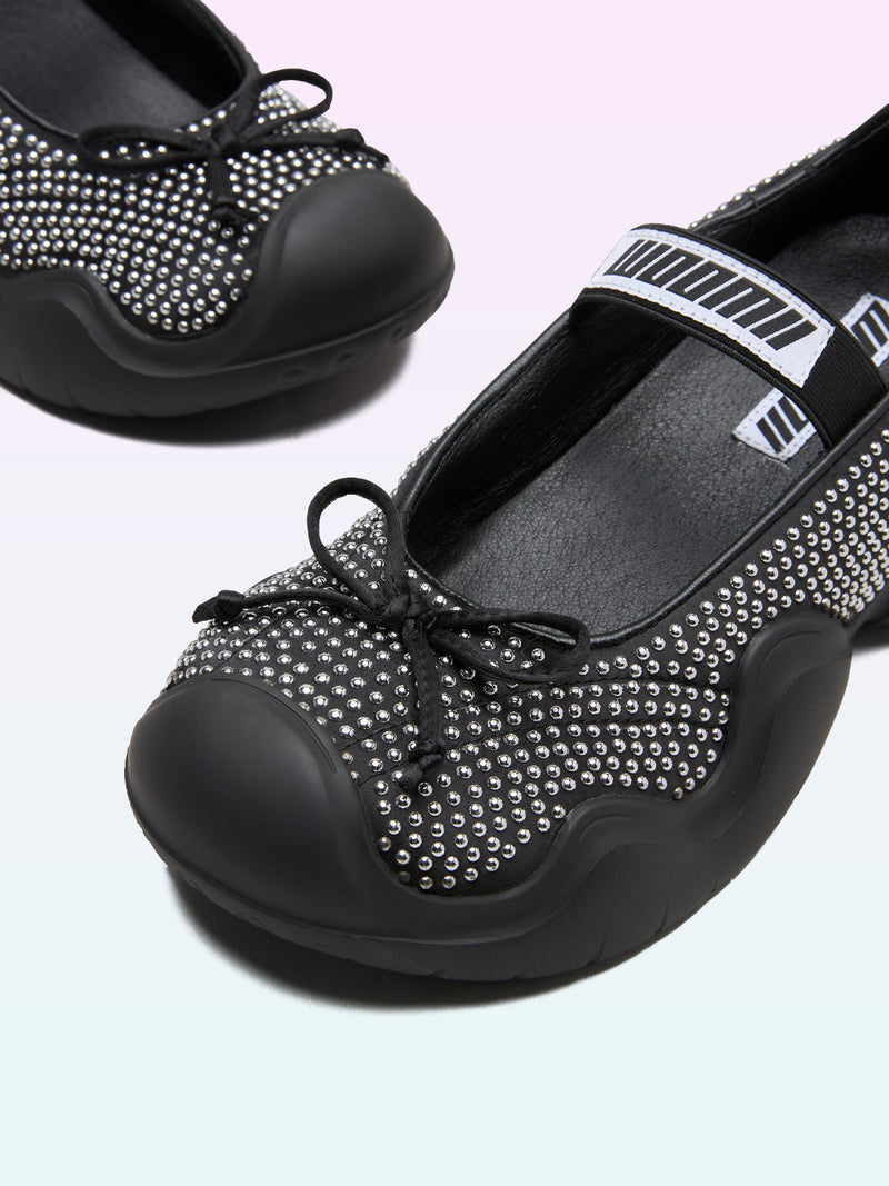 AUDREY BLACK MICROSTUDS