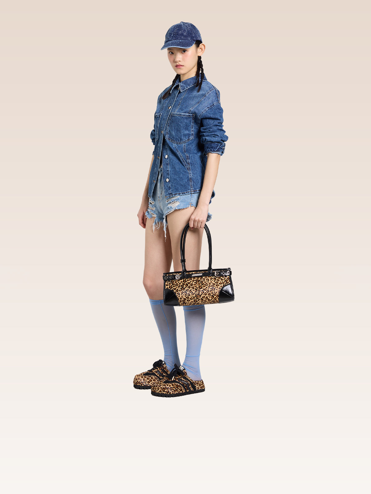 WOOMII ダークブラウン ショルダーバッグ トッズ TOD'S ショルダーバッグ ハンドバッグ Tタイムレス