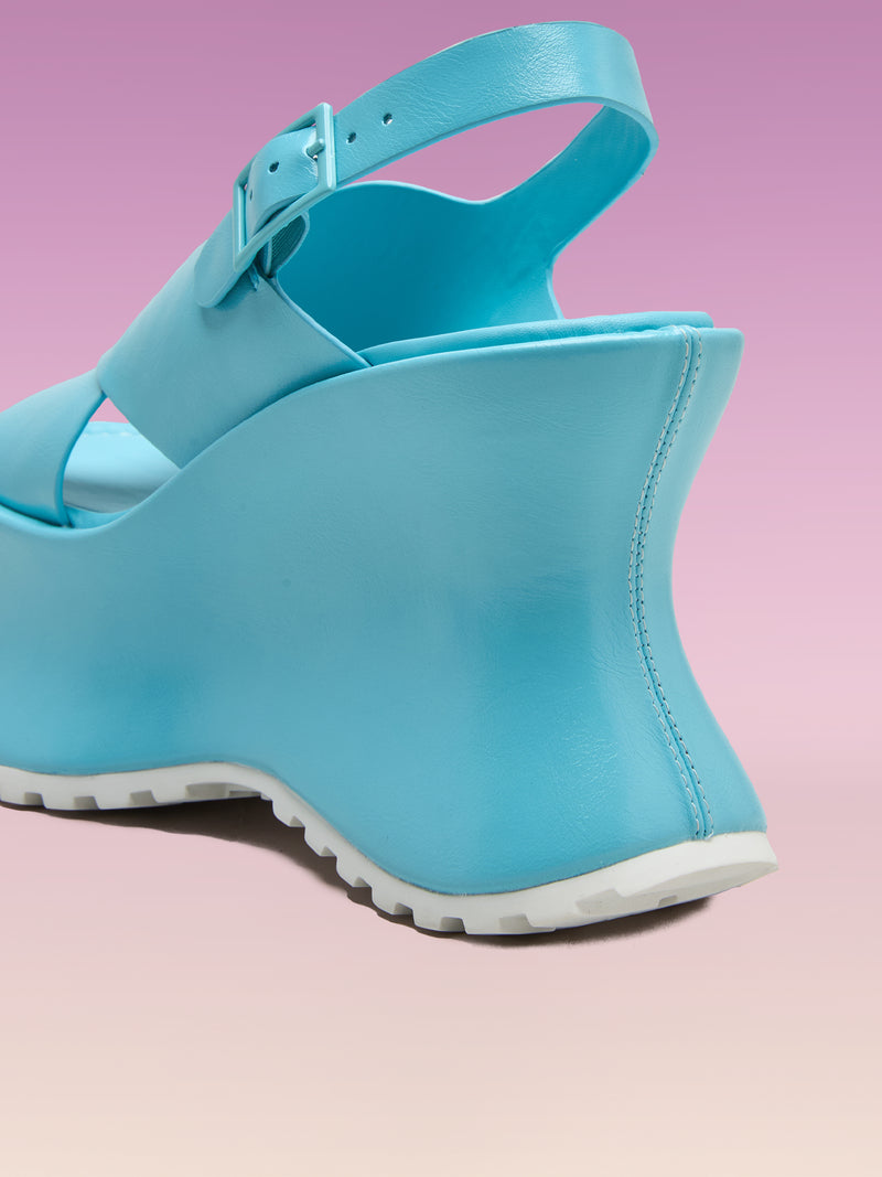 CASSIE BABY BLUE WAXY