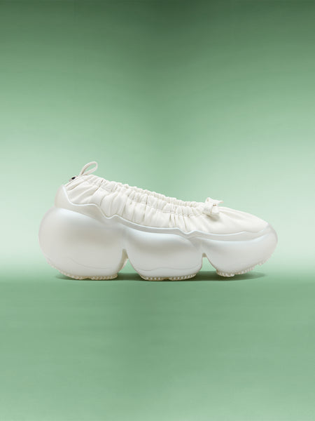 CINDY WHITE – WOOMII