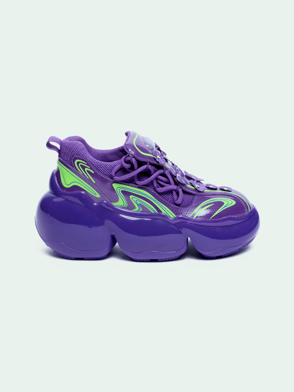 SNEAKERS – WOOMII