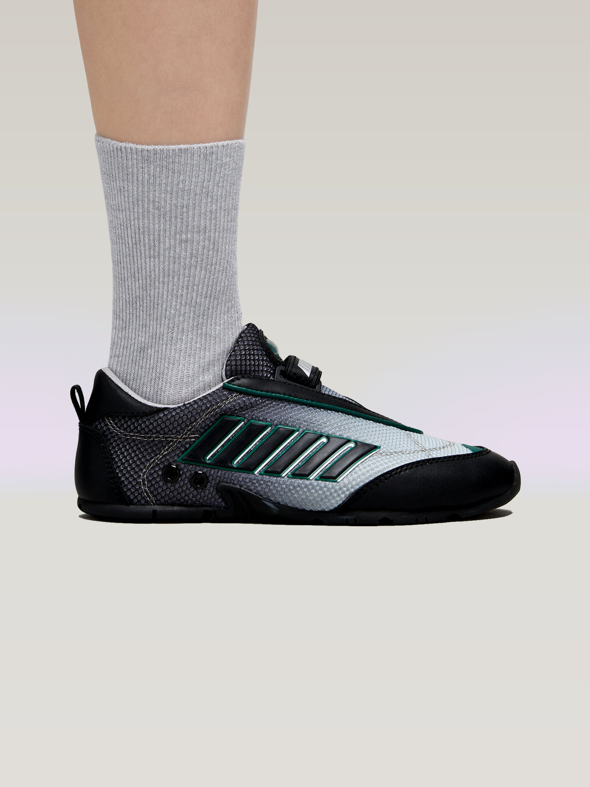 WOOMII ラリサ　ブラック　オンブル SNEAKERS – WOOMII