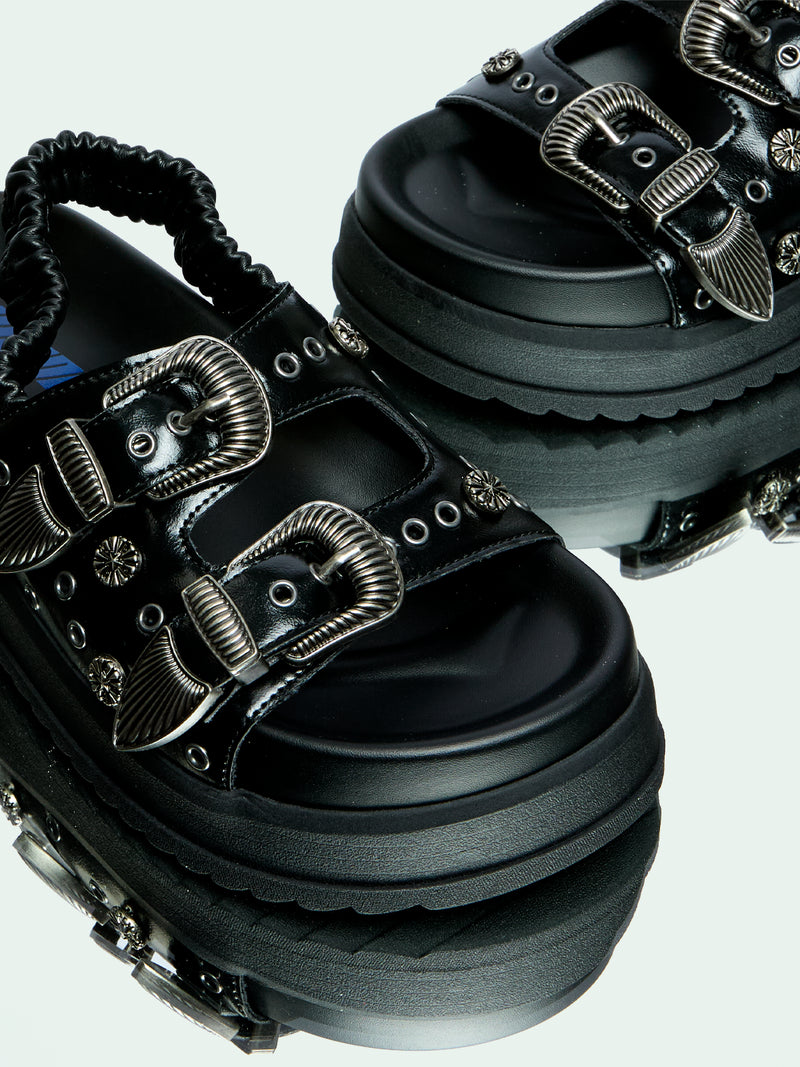 PETRA BLACK