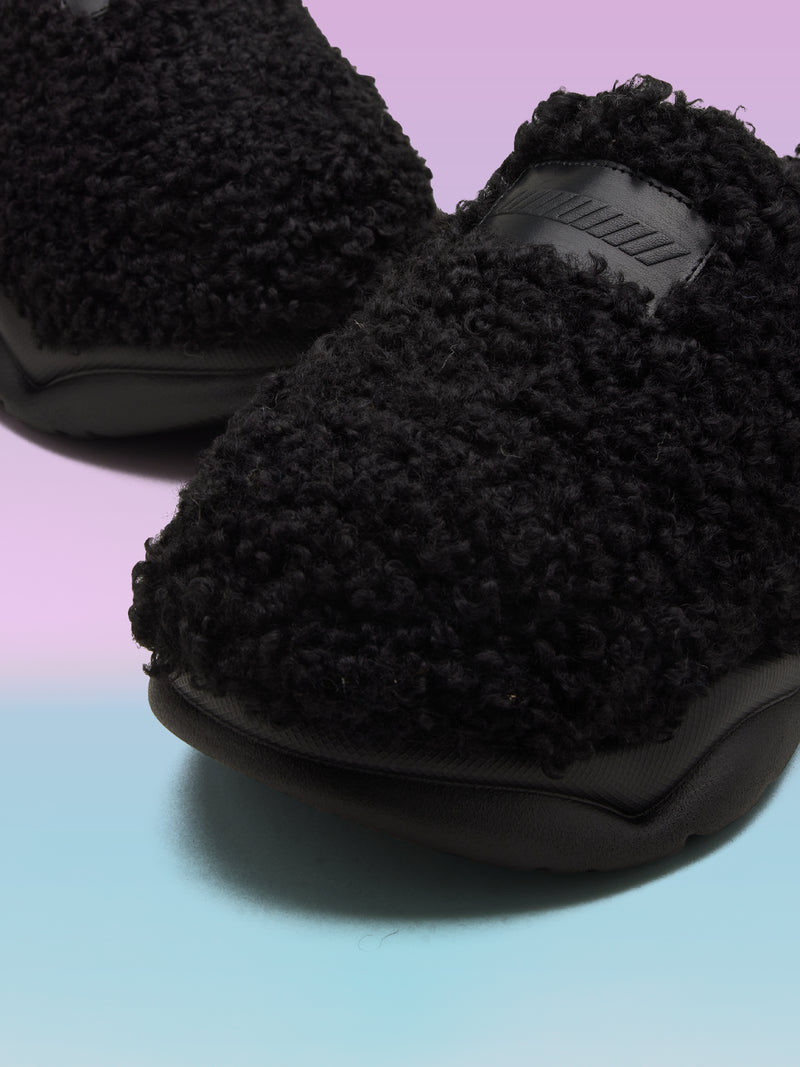 PHEONIX BLACK